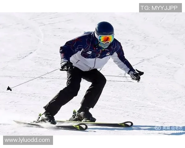 以足球星表盘壁纸点亮运动激情展现热血与荣耀的时刻 以足球星表盘壁纸点亮运动激情展现热血与荣耀的时刻