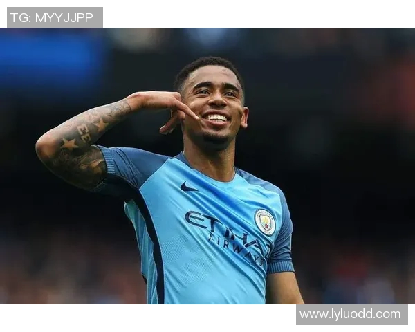 俄裔足球球星跨越国界的人生故事与绿茵场上的辉煌轨迹