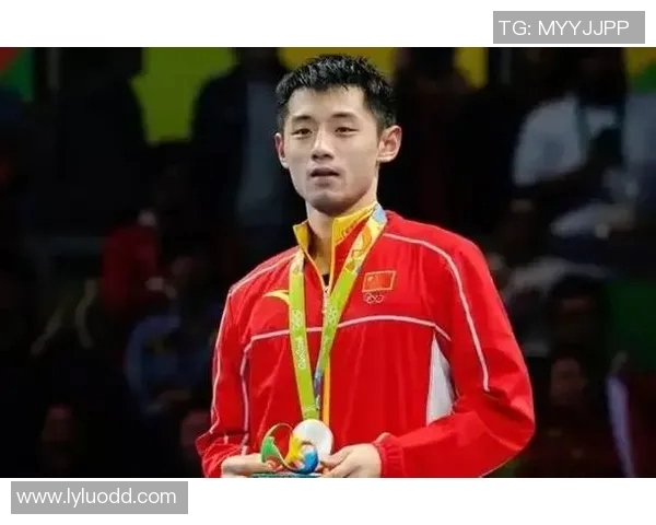 昙花一现的国足球星：曾经的希望为何在短暂的辉煌后消失无踪